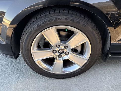 Used 2006 Ford Mustang GT image 11