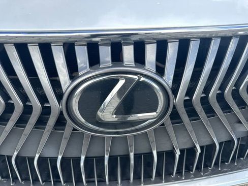 Used 2019 Lexus ES 350 w/ Premium Package FWD image 10