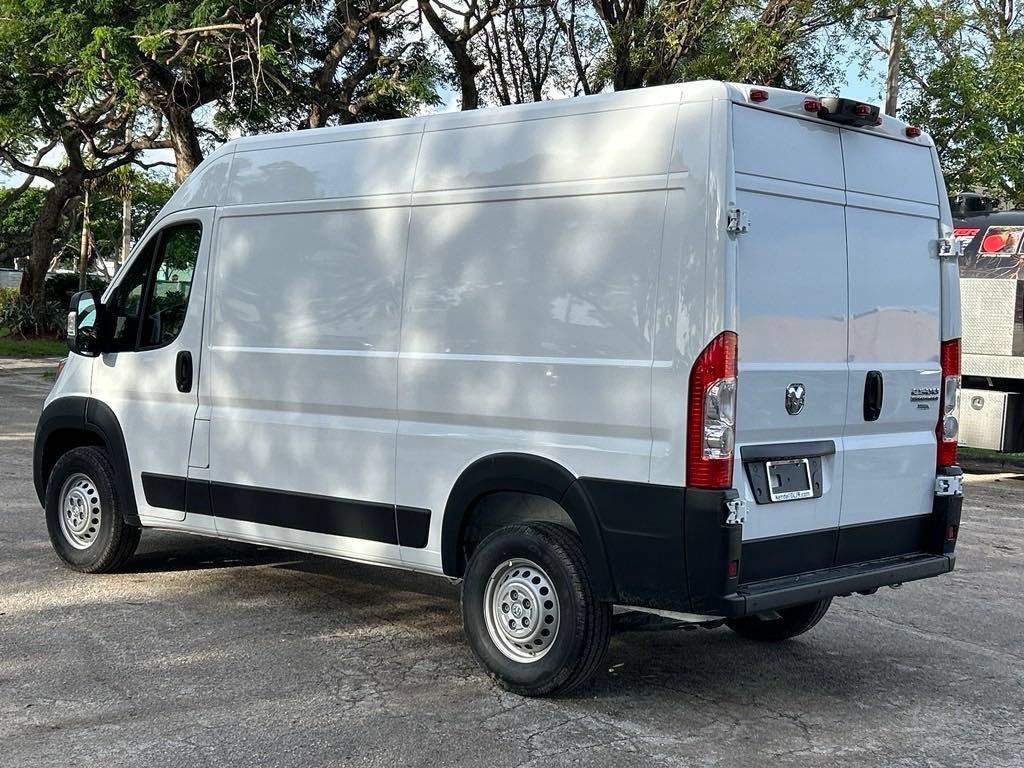 New 2024 RAM ProMaster 2500 w/ Upfitter's Prep Package FWD image 4