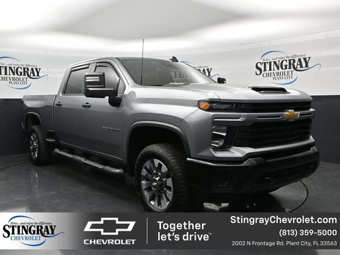 Used 2024 Chevrolet Silverado 2500 Custom w/ Custom Convenience Package AWD/4WD image 1
