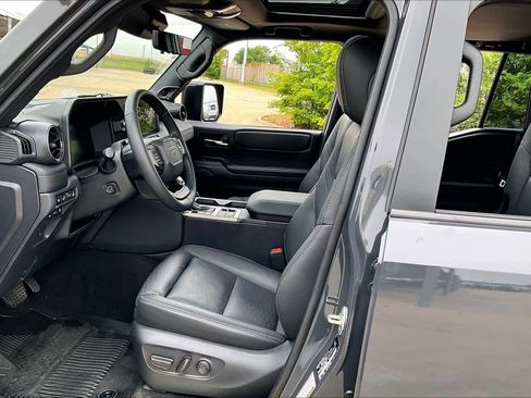 Used 2025 Toyota Land Cruiser w/ Premium Package AWD/4WD image 8