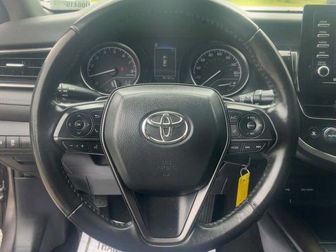 Used 2023 Toyota Camry SE FWD image 16