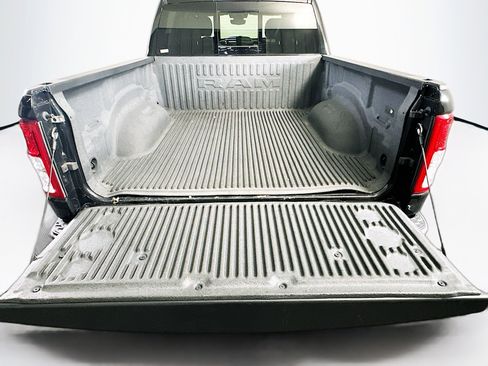 Used 2022 RAM 1500 Big Horn image 28