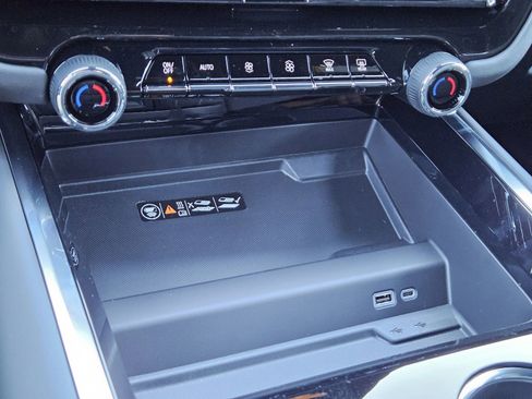 New 2026 Chevrolet Tahoe Premier w/ Sun And Tow Package image 21