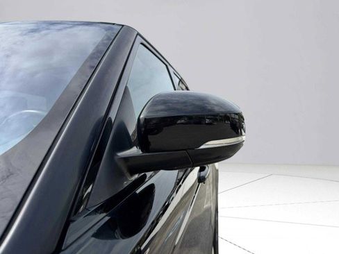 Used 2018 Land Rover Range Rover Sport HSE image 14