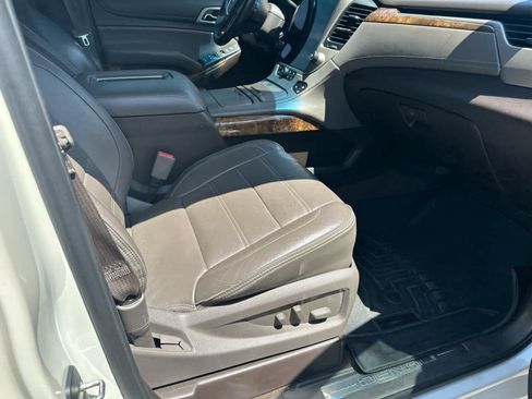 Used 2015 GMC Yukon Denali w/ Touring Package AWD/4WD image 10