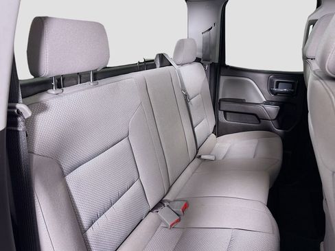 Used 2018 Chevrolet Silverado 1500 Custom image 24