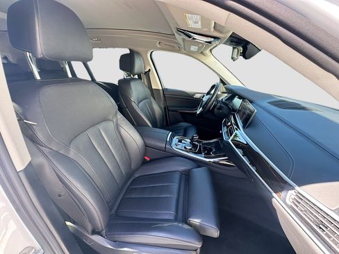 Used 2020 BMW X7 xDrive40i w/ Premium Package image 34