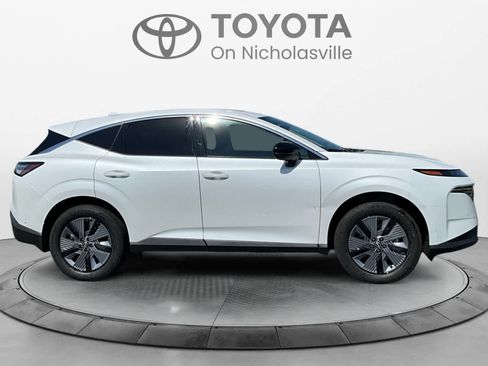 Used 2025 Nissan Murano SL AWD/4WD image 6