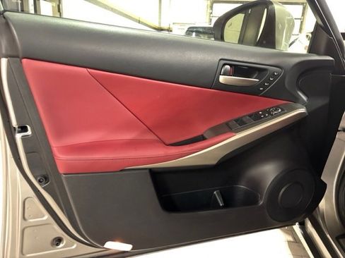 Used 2018 Lexus IS 350 image 10