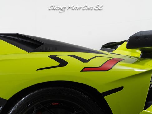 Used 2019 Lamborghini Aventador SVJ AWD/4WD image 5
