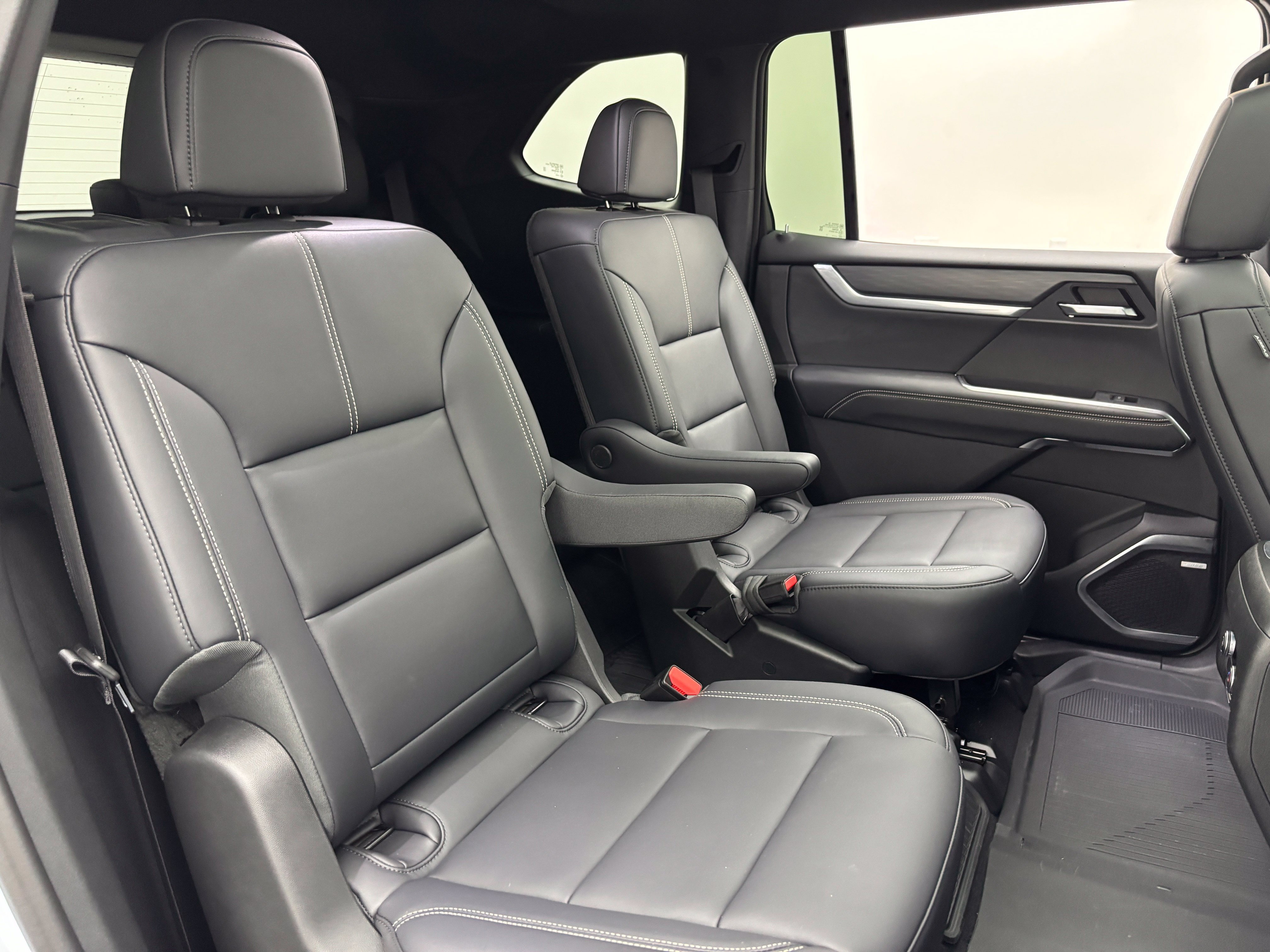New 2026 GMC Acadia Elevation w/ Elevation Premium Package FWD image 41
