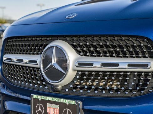 Used 2021 Mercedes-Benz GLB 250 4MATIC image 12