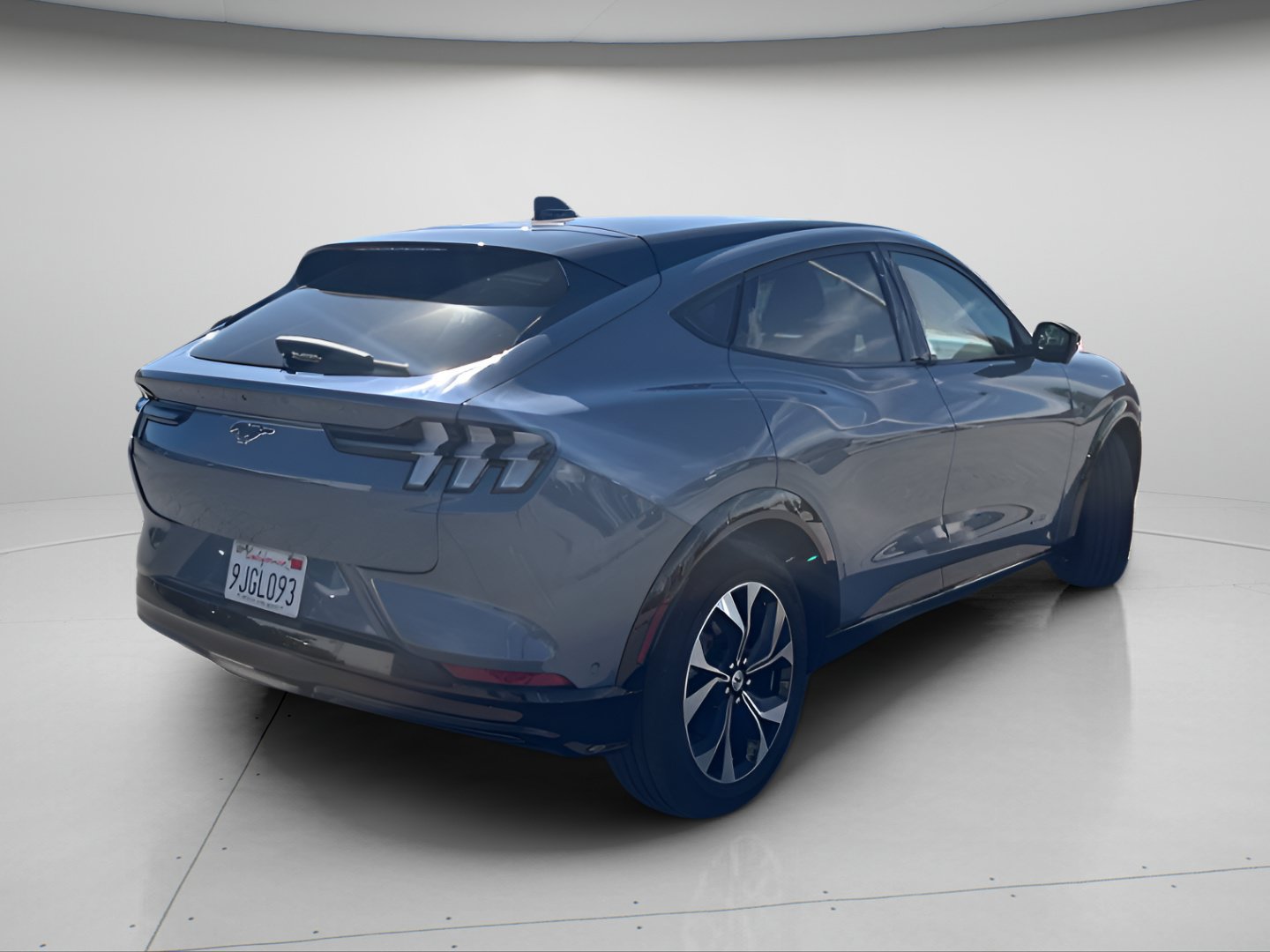 Used 2023 Ford Mustang Mach-E Premium AWD/4WD image 5