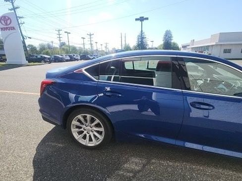 Used 2021 Cadillac CT5 Luxury w/ Cold Weather Package image 9