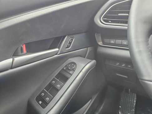 New 2026 MAZDA CX-30 AWD 2.5 S w/ Select Sport Pkg image 18