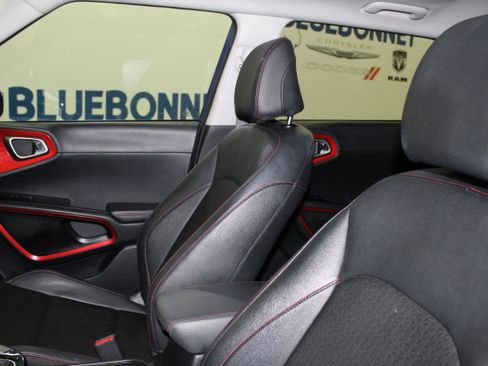 Used 2023 Kia Soul GT-Line w/ GT-Line Technology Package image 10