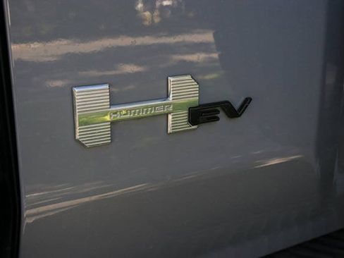 New 2025 GMC Hummer EV 2X image 7
