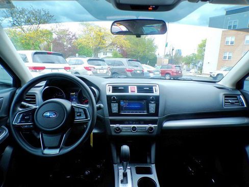 Used 2018 Subaru Legacy 2.5i w/ Alloy Wheel Package AWD/4WD image 9