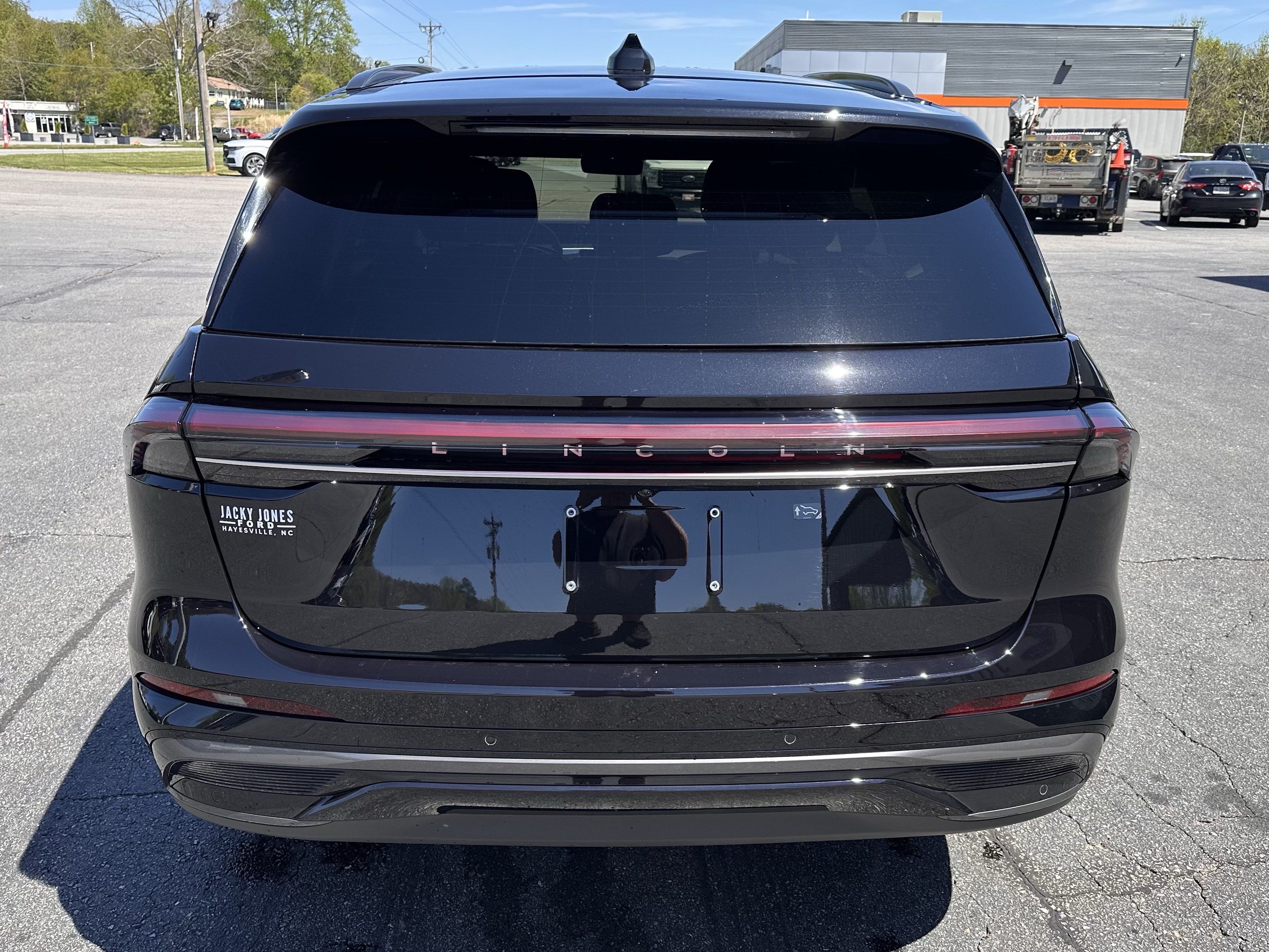 Used 2026 Lincoln Nautilus Reserve AWD/4WD image 12