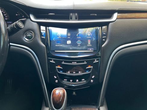 Used 2017 Cadillac XTS Luxury image 28