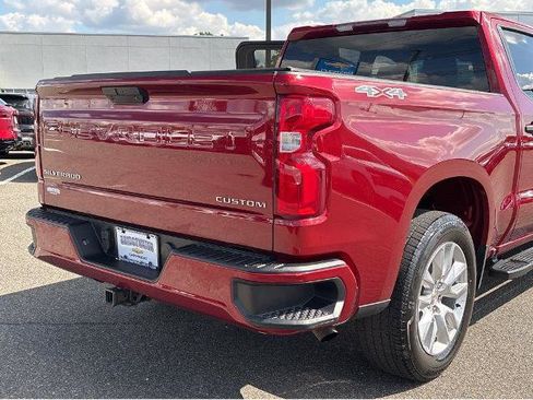 Used 2022 Chevrolet Silverado 1500 Custom AWD/4WD image 11