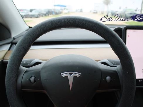 Used 2023 Tesla Model Y Long Range image 10