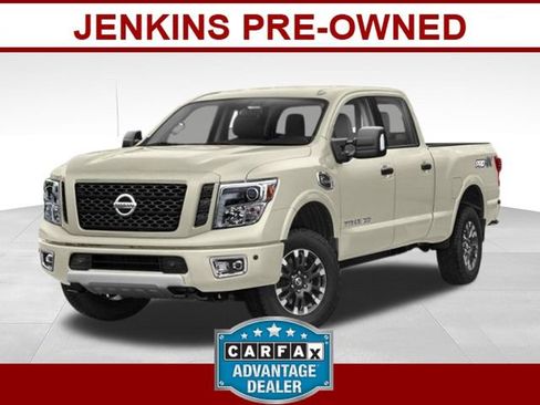 Used 2019 Nissan Titan PRO-4X w/ Pro-4x Convenience Package AWD/4WD image 1