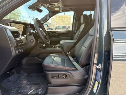 New 2026 GMC Yukon XL AT4 image 15