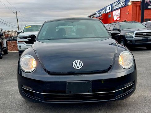 Used 2012 Volkswagen Beetle 2.0T image 2