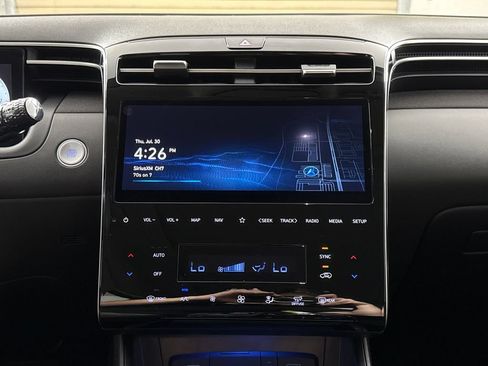 Certified 2023 Hyundai Tucson Limited FWD image 20