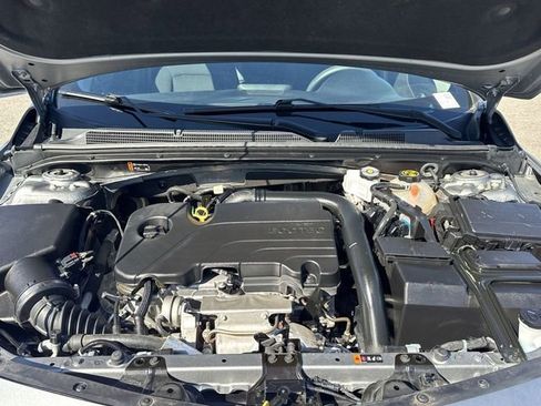 Used 2023 Chevrolet Malibu LT FWD image 22