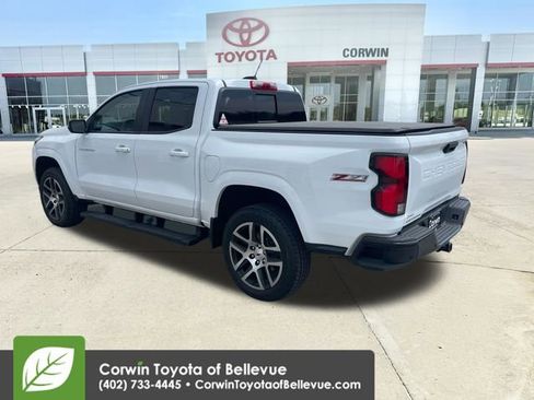 Used 2023 Chevrolet Colorado Z71 w/ Z71 Convenience Package 2 AWD/4WD image 3