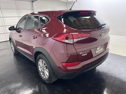Used 2018 Hyundai Tucson SE image 10