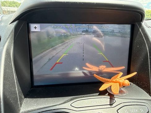 Used 2016 Ford Escape SE w/ Equipment Group 201A AWD/4WD image 8