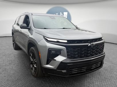 Used 2024 Chevrolet Traverse RS w/ LPO, Floor Liner Package