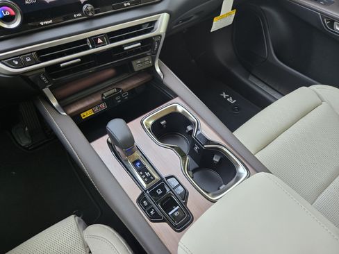 New 2026 Lexus RX 450h AWD image 9