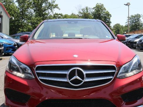 Used 2016 Mercedes-Benz E 350 4MATIC Sedan w/ Premium Package image 2