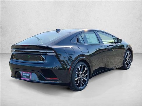 New 2026 Toyota Prius Plug-In Hybrid FWD image 2