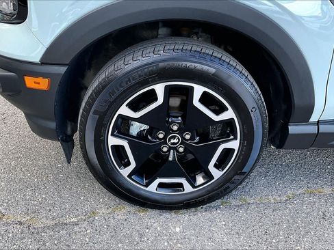 Used 2023 Ford Bronco Sport Outer Banks AWD/4WD image 21