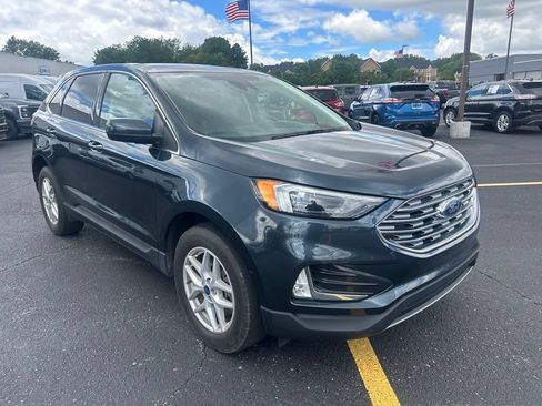 Used 2022 Ford Edge SEL w/ Convenience Package AWD/4WD image 3