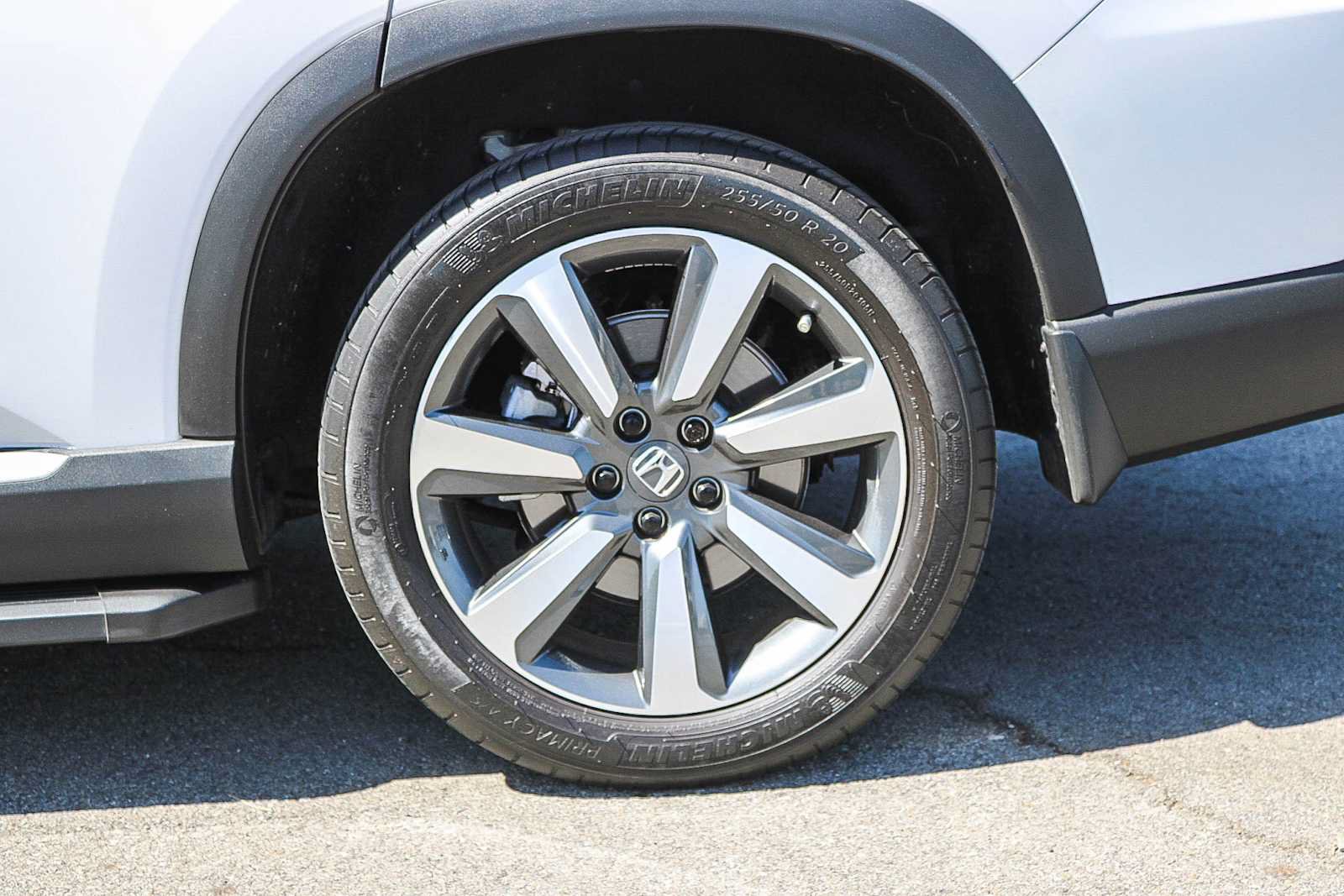 Certified 2024 Honda Pilot Touring image 10
