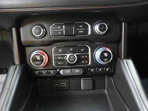 Certified 2024 GMC Yukon AT4 w/ Technology Package image 20