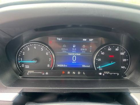Used 2023 Ford Explorer XLT w/ Equipment Group 202A AWD/4WD image 19