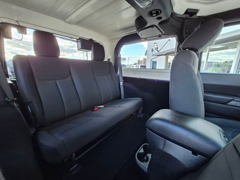 Used 2017 Jeep Wrangler Sport w/ Quick Order Package 24S image 24