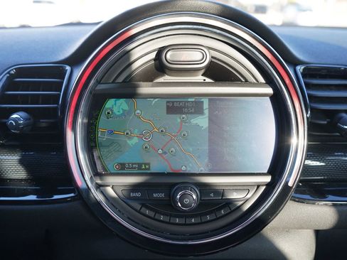 Used 2017 MINI Cooper Clubman S image 12