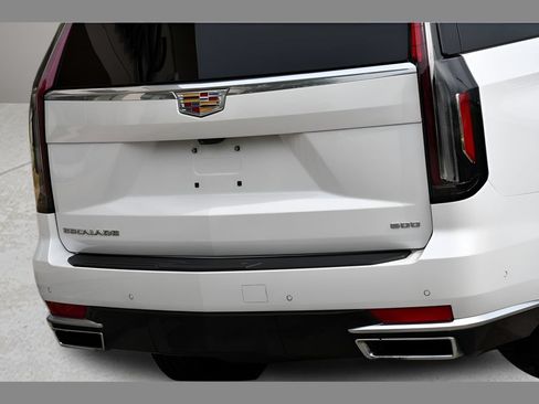 Certified 2023 Cadillac Escalade Premium Luxury Platinum AWD/4WD image 29