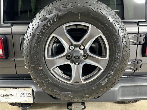 Used 2019 Jeep Wrangler Unlimited Sport S AWD/4WD image 35
