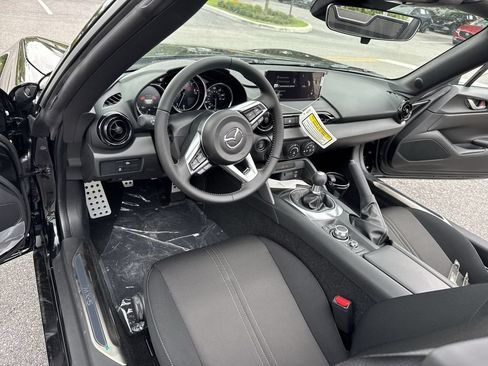 New 2026 MAZDA MX-5 Miata Sport w/ Interior Package RWD image 34