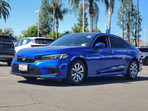 Used 2023 Honda Civic LX image 2